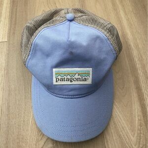 Patagonia Women's Pastel P-6 Label Layback Trucker Hat Onesize Light Purple